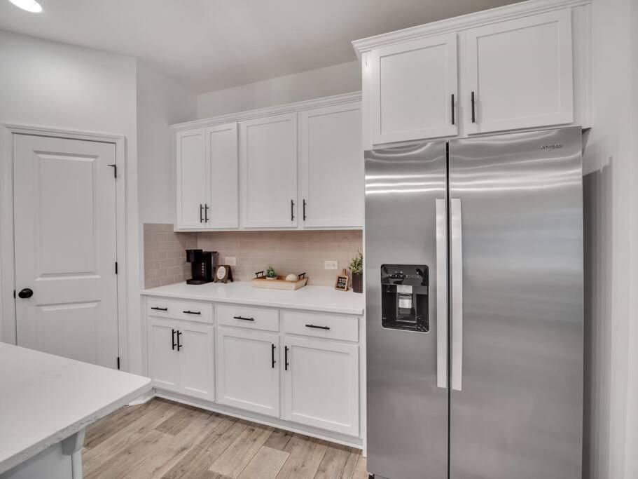 Gorgeous New Townhome/Charlotte! Εξωτερικό φωτογραφία